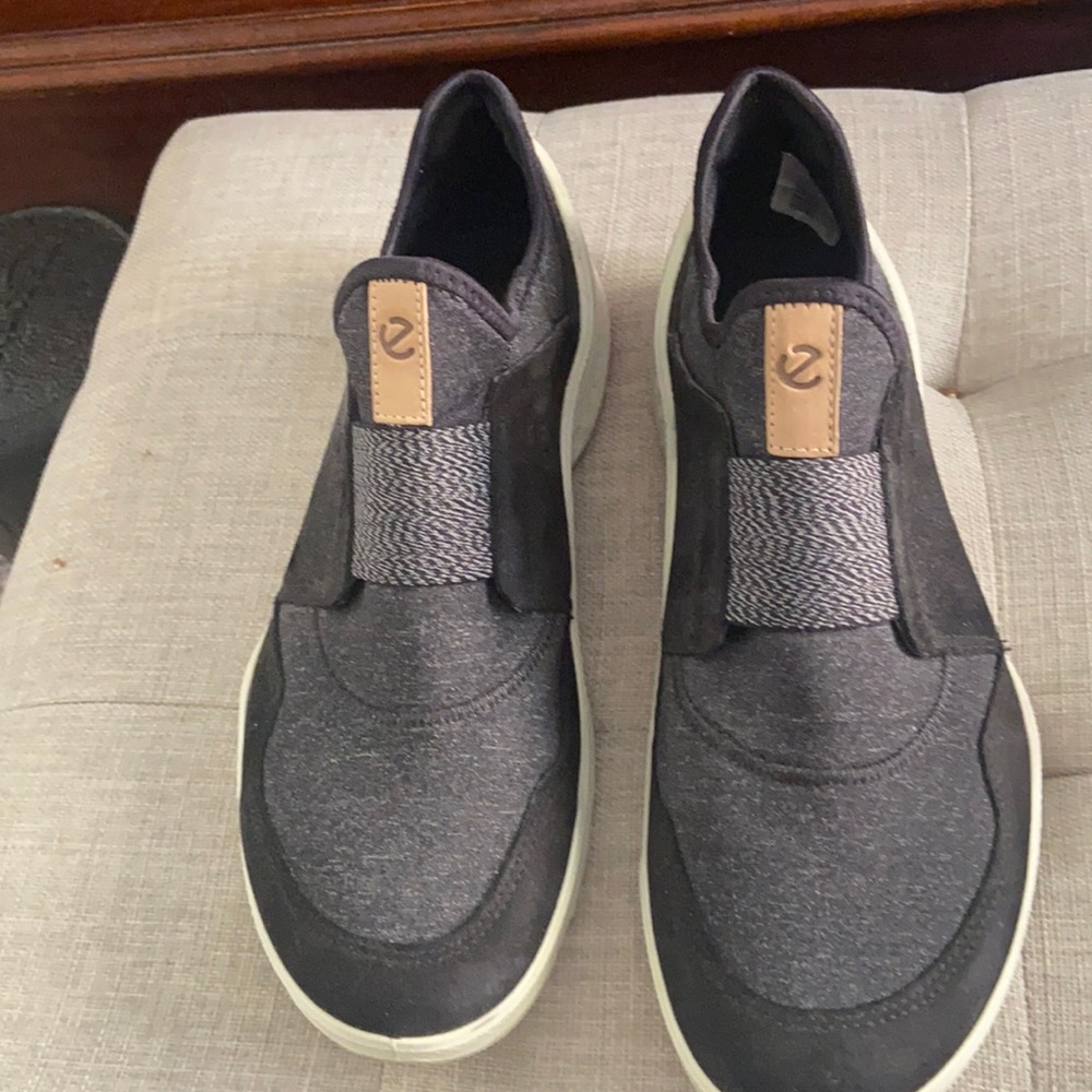 Ecco slip on canvas& suede shoes, size 40